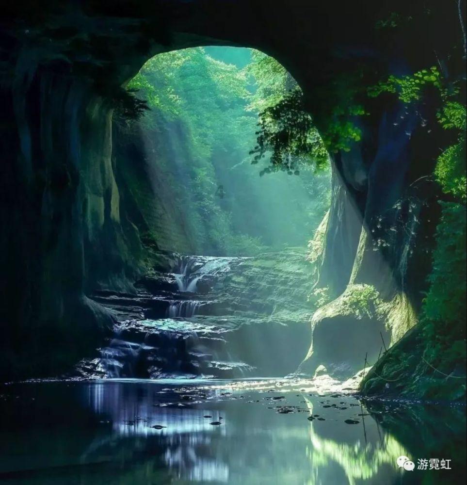 在苏轼看来,海南儋州的落后,与当地文教的匮乏有着直接的关系